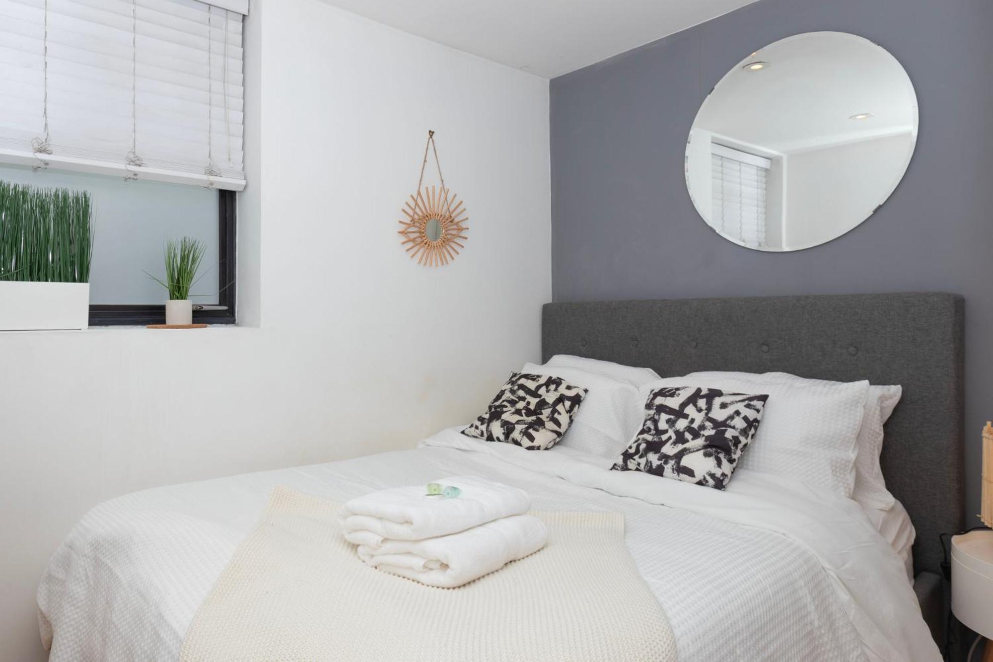Cosy Ground Floor Apartment Лондон Экстерьер фото