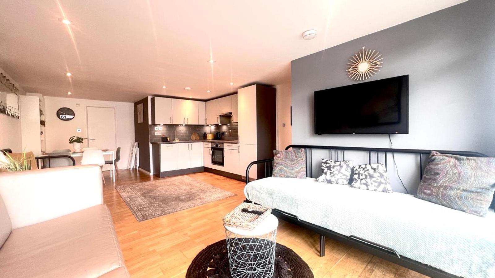 Cosy Ground Floor Apartment Лондон Экстерьер фото